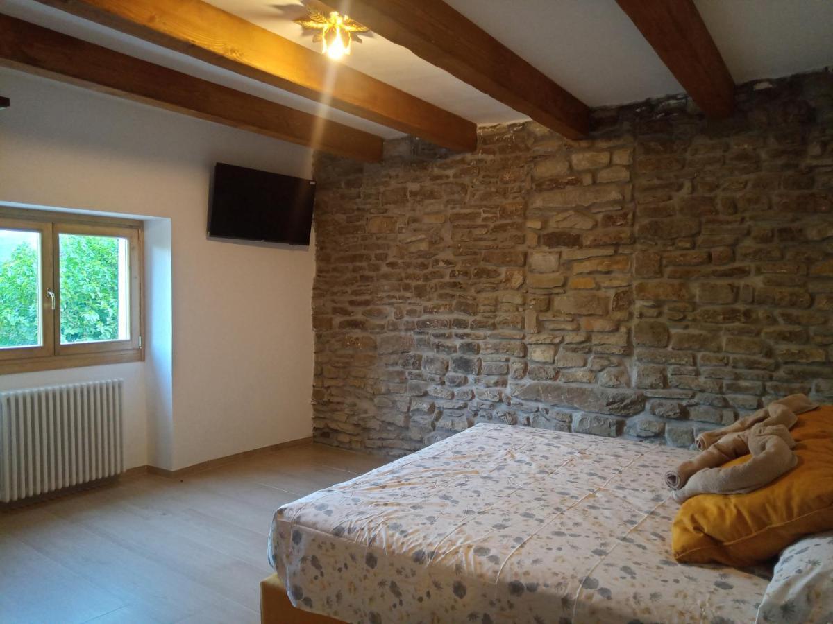Castel del Rio Agriturismo Il Regno Del Marrone מראה חיצוני תמונה