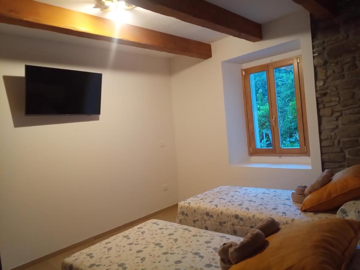 Castel del Rio Agriturismo Il Regno Del Marrone מראה חיצוני תמונה